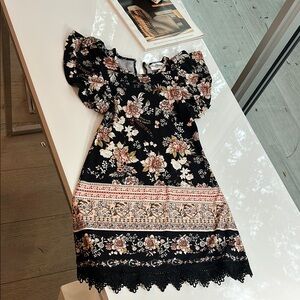 Rare Editions Black and Pink Puff Sleeve A-line Dress